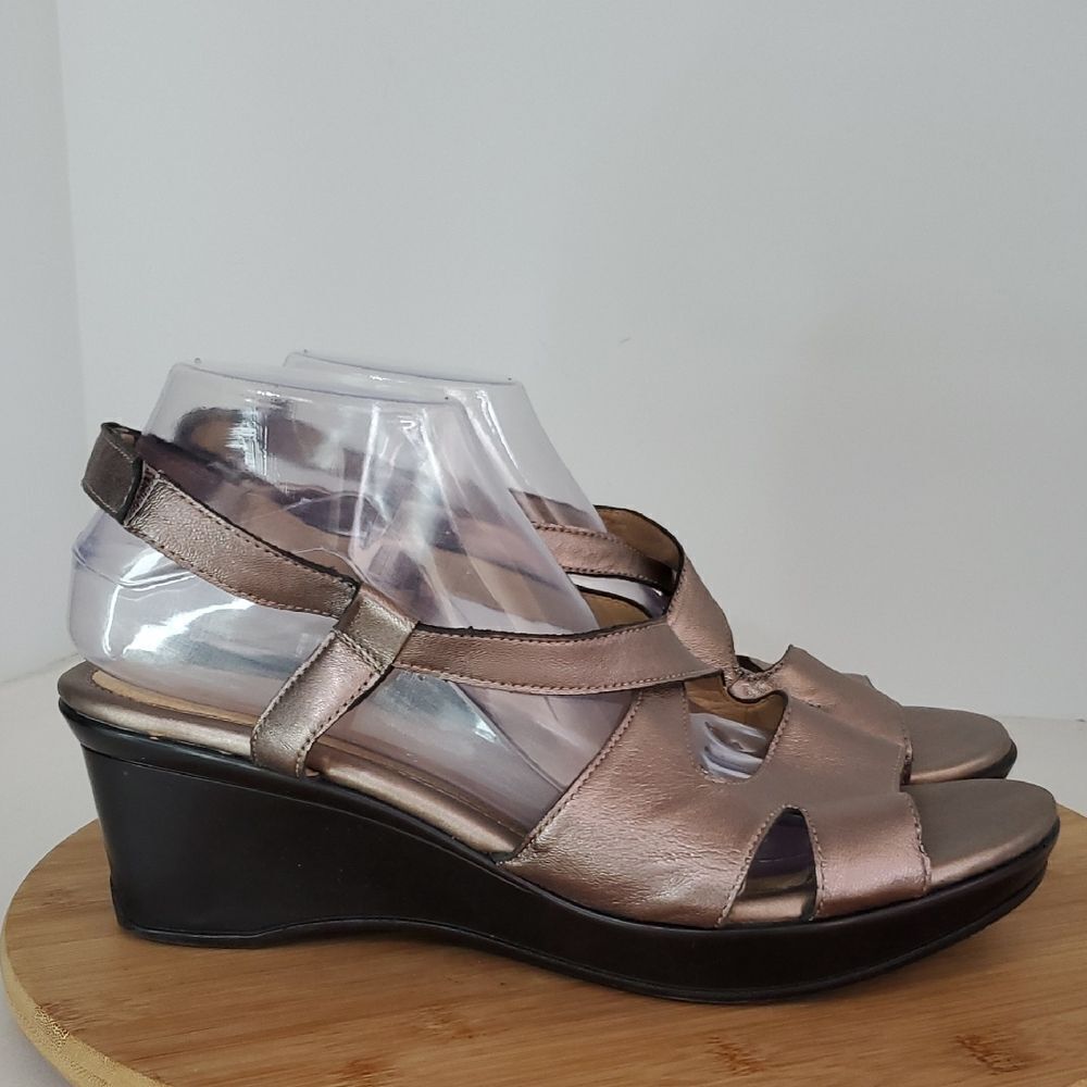 Naturalizer Villette Metallic Leather Bronze Wedge Heel Sandals Size 10W